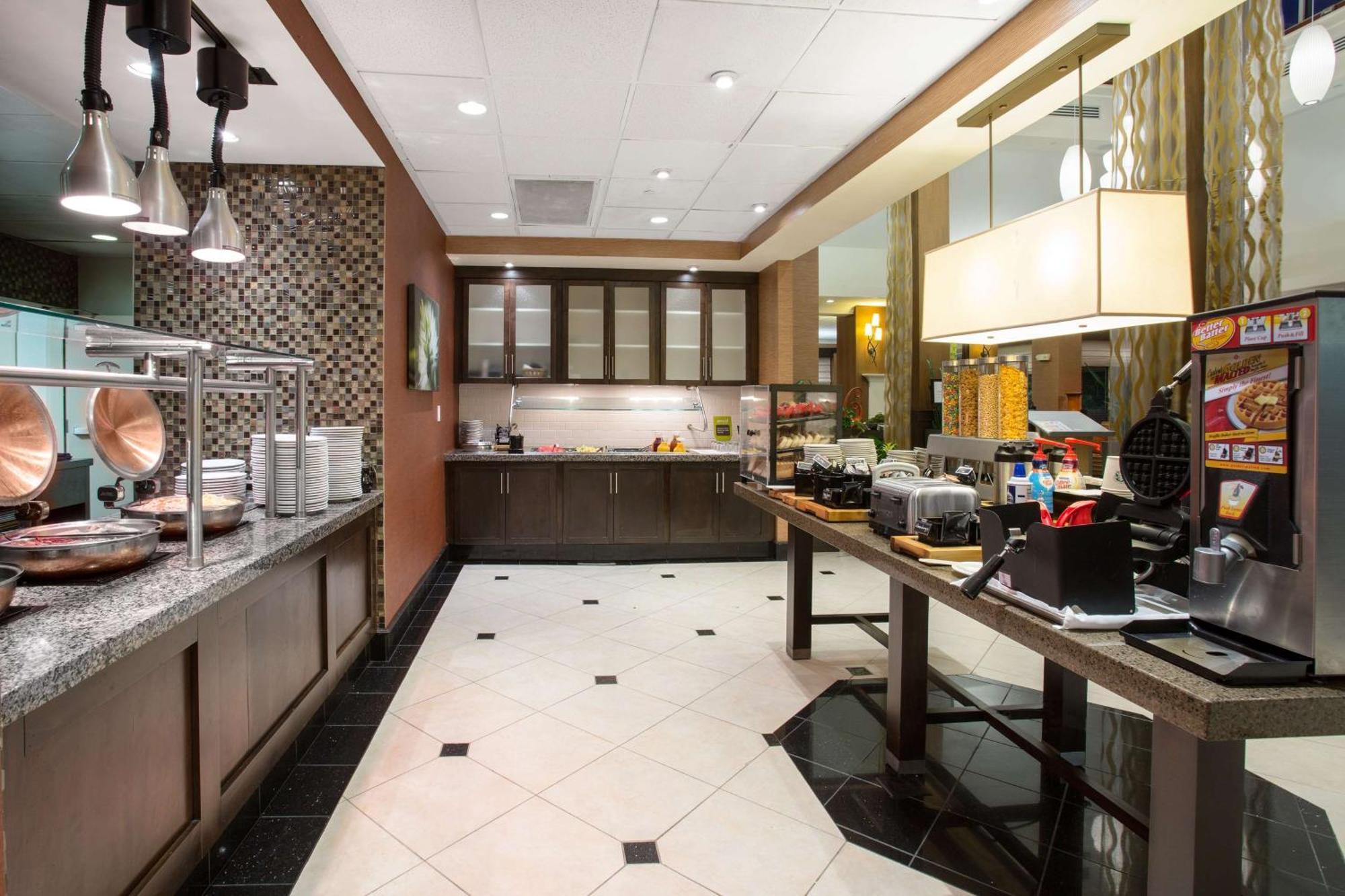 Hilton Garden Inn Salt Lake City/Layton Exterior photo